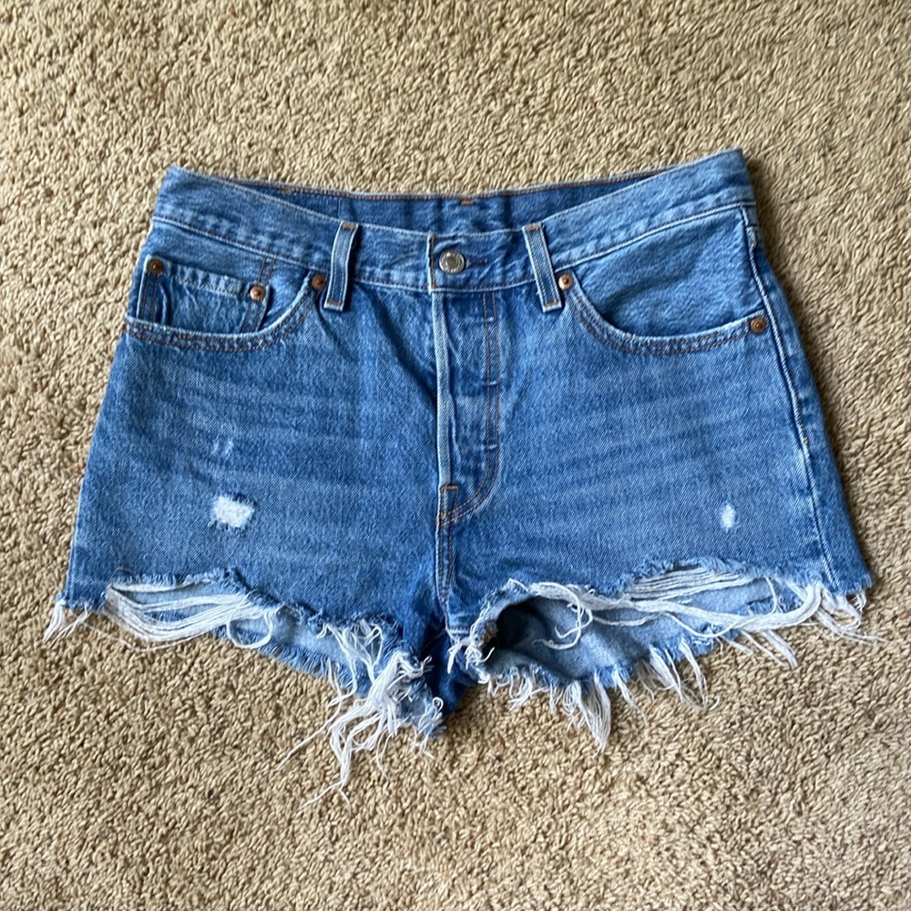 Levi’s 501 jean shorts